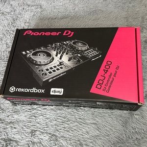 Pioneer DJ DDJ-400 2-Channel Rekordbox DJ Controller